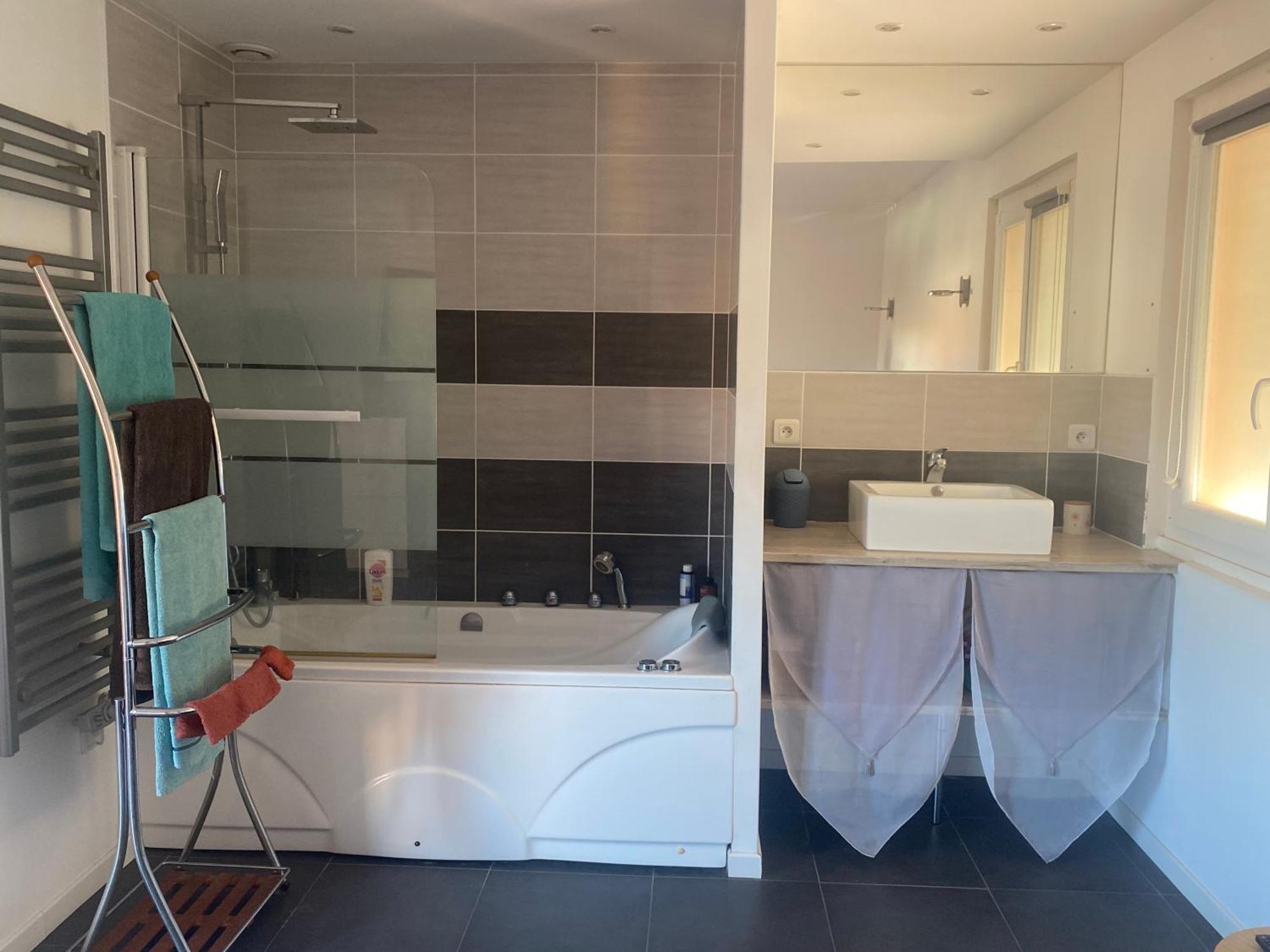 Chambre Tout Confort Saint-Nazaire  Luaran gambar